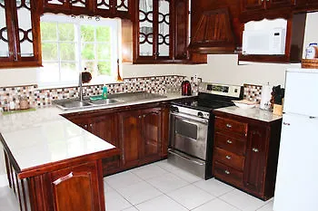 Casa Tianna Guest Apartments 킹스톤 자메이카