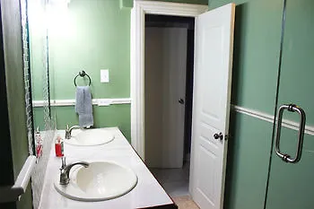 Casa Tianna Guest Apartments 킹스톤
