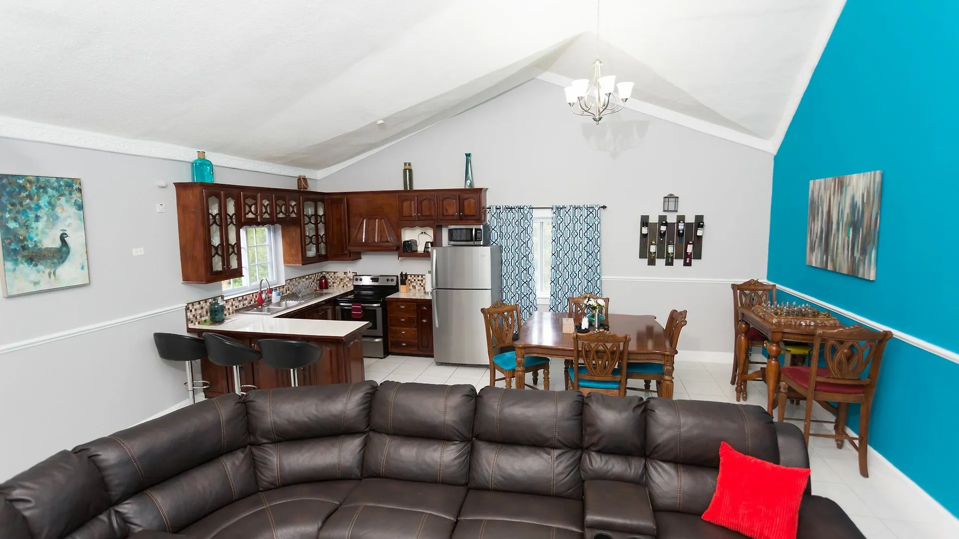 Casa Tianna Guest Apartments Kingston