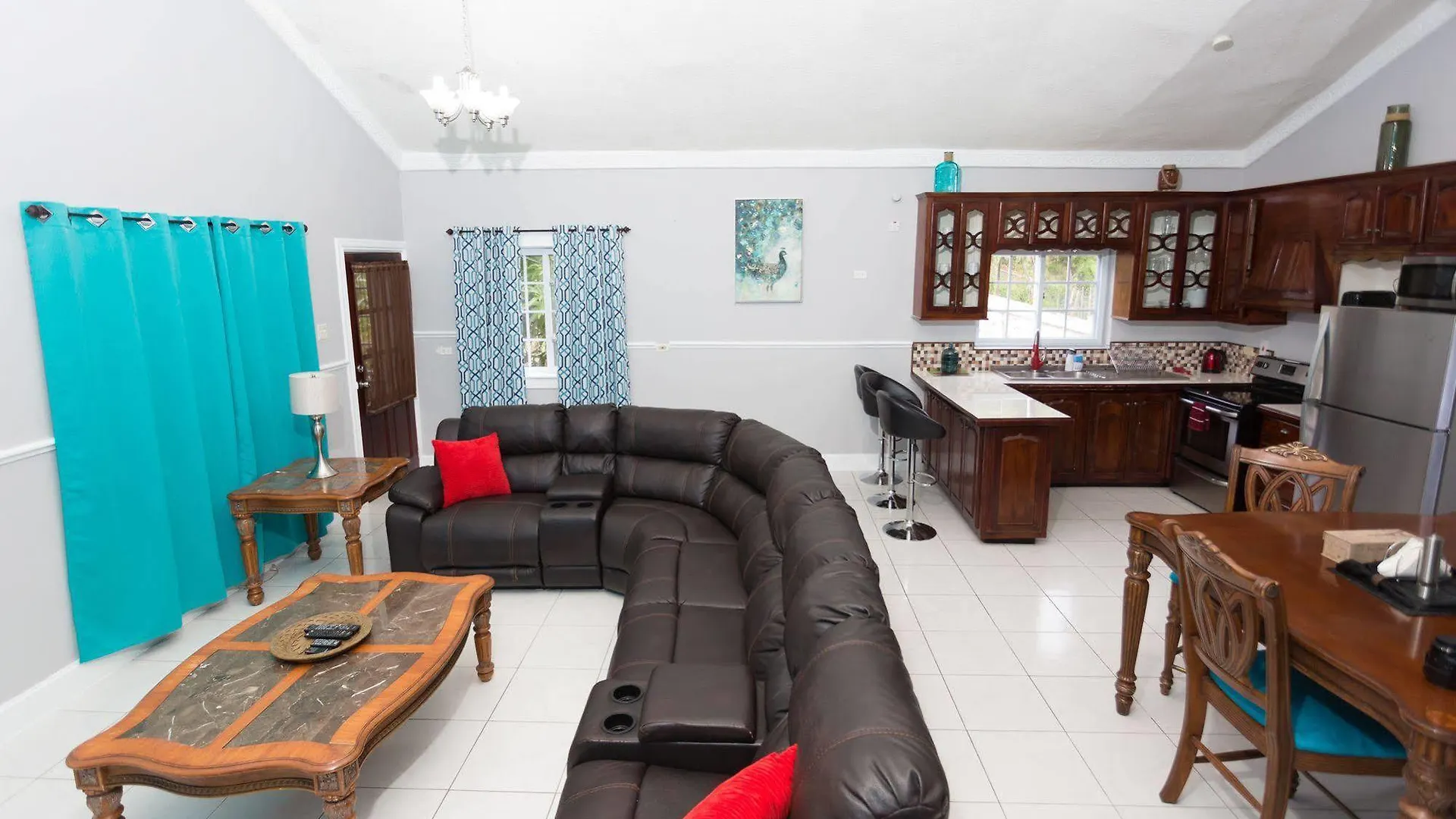 Casa Tianna Guest Apartments Kingston