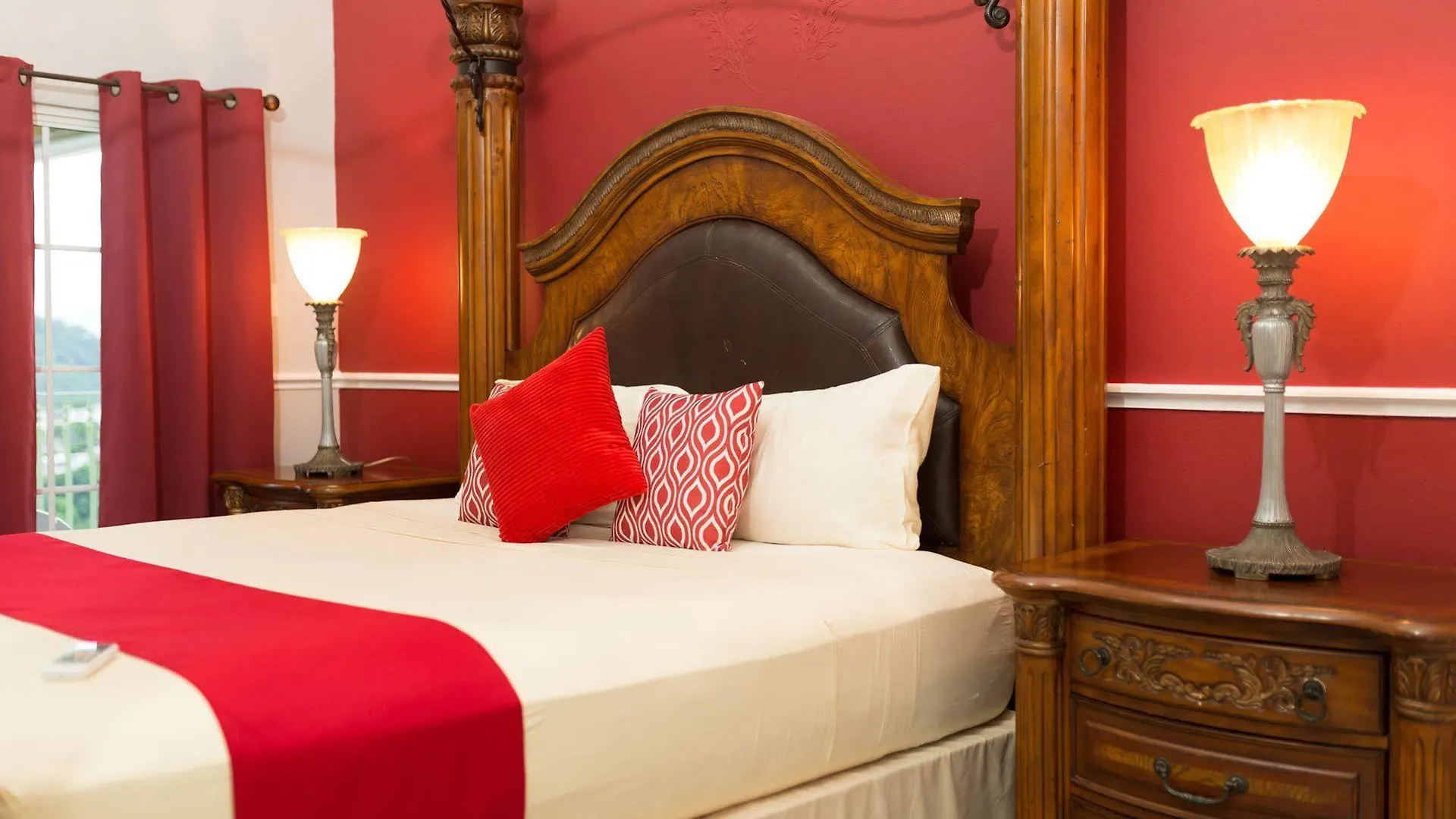 Casa Tianna Guest Apartments Kingston