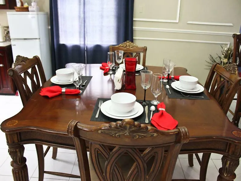 Casa Tianna Guest Apartments Kingston Jamaica